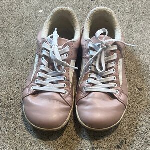 Groundies barefoot sneaker